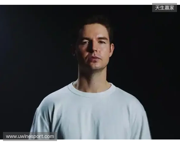 官宣：device正式加盟100 Thieves